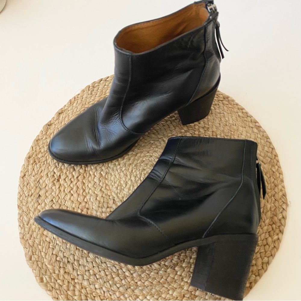 MADEWELL Ames Leather Stacked Bootie in Black